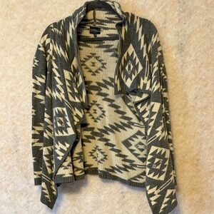 Market & Spruce Black and Cream Patterned Cardigan